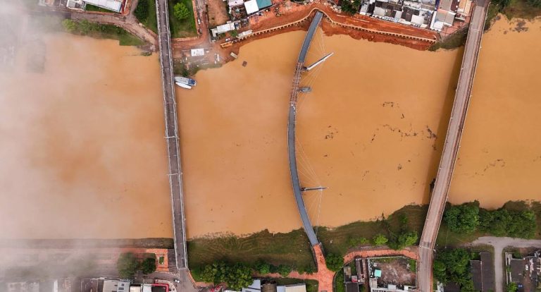 Rio Acre inicia processo de descida mas permanece acima da cota de inundação