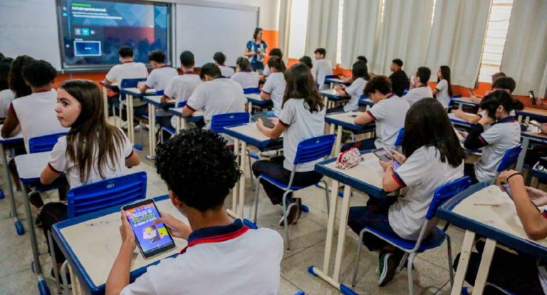 Rondônia lidera Norte no acompanhamento escolar: estado é 4º no país em 2025