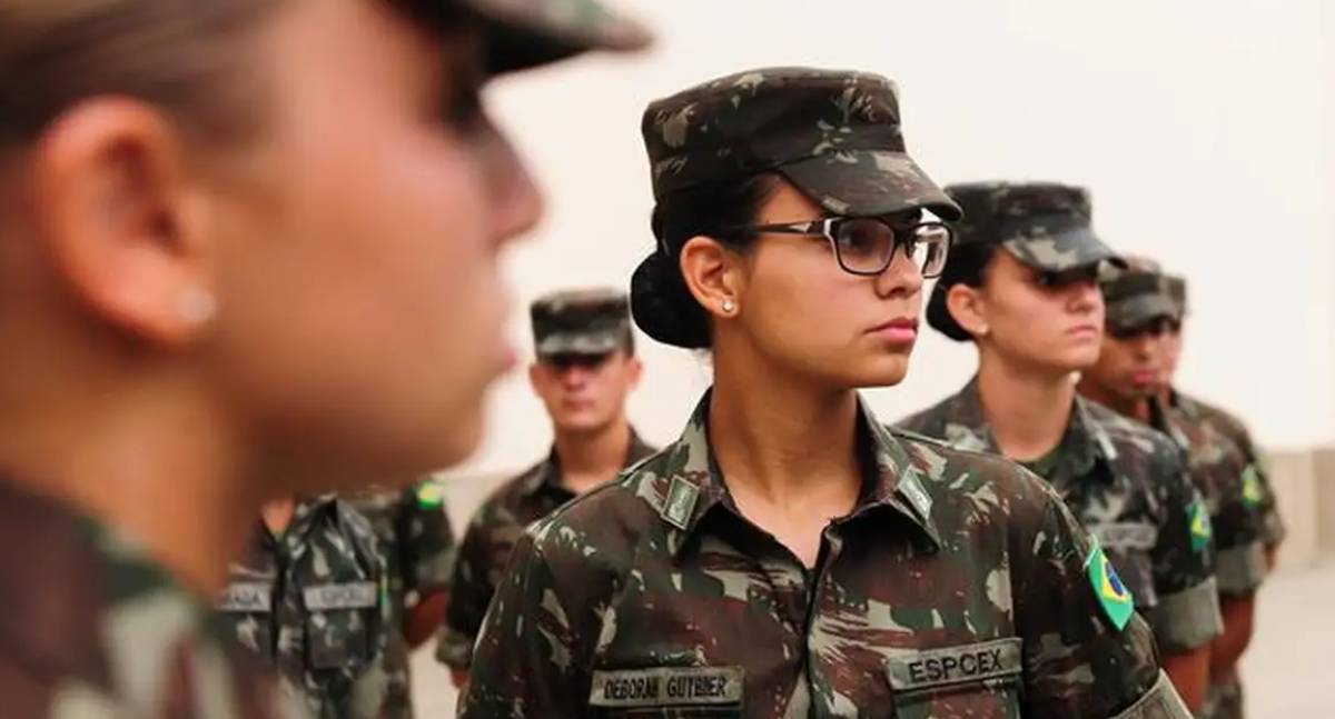 Seleção complementar para serviço militar feminino começa esta semana