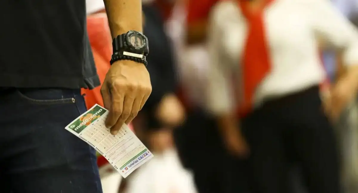 Sem acertadores, Mega-Sena acumula e pode pagar R$ 115 milhões