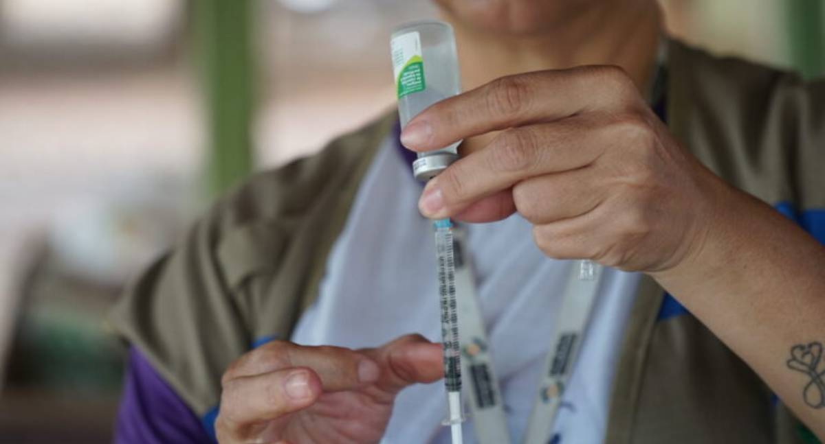 Sesau orienta população a atualizar vacinas antes do Carnaval