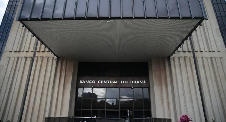 TCU analisa recurso do Banco Central sobre inspeção no Master