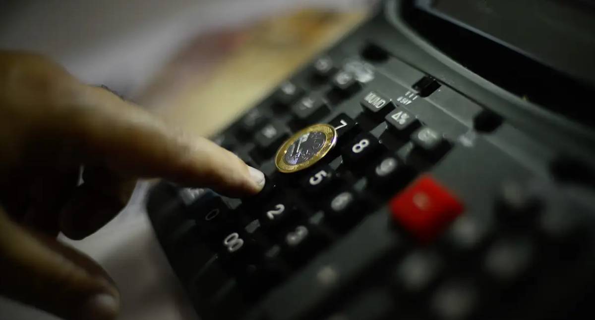 Tesouro prevê dívida pública de até R$ 10,3 trilhões em 2026