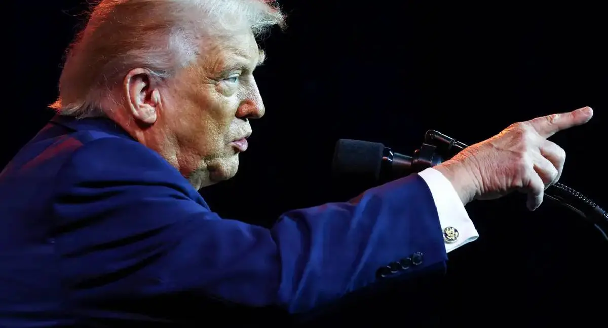 Trump anuncia que EUA planejam ataques terrestres a cartéis de droga