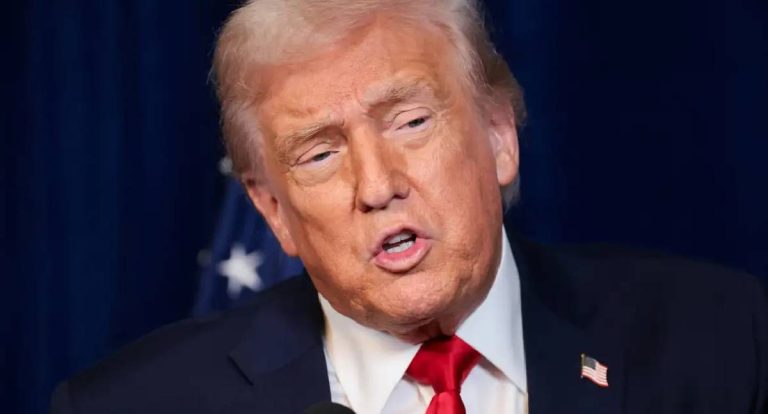 Trump diz que EUA vão se envolver no petróleo da Venezuela