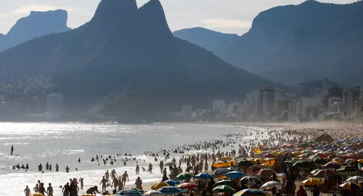 Turismo brasileiro registra faturamento recorde em 2025