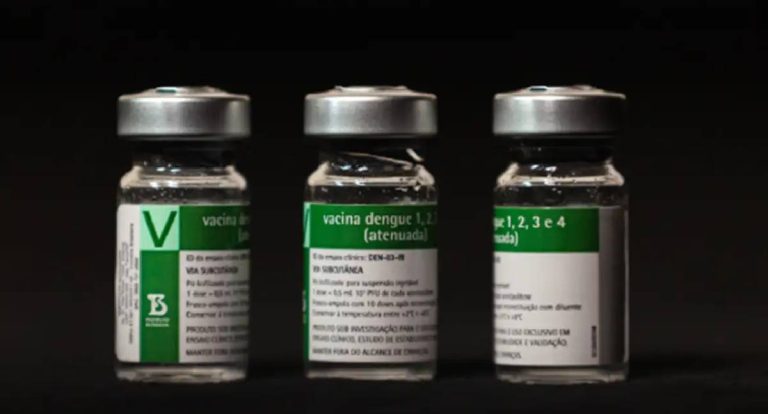 Vacina da dengue do Butantan começa a ser aplicada pelo SUS