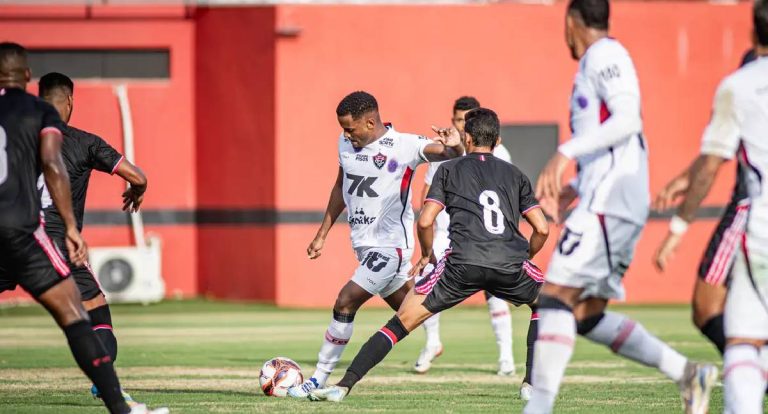 Vitória e Atlético-BA empatam sem gols na abertura do Baianão