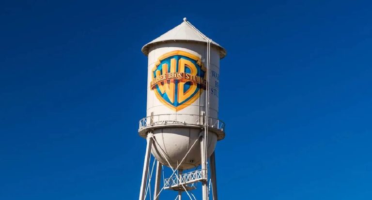Warner Bros rejeita nova investida da Paramount por US$ 108 bilhões
