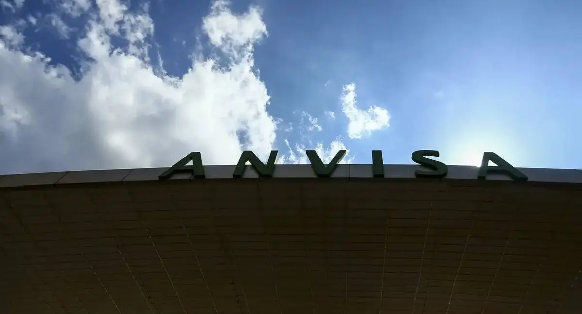 Anvisa e Inmetro fiscalizam produtos de carnaval no DF e BA