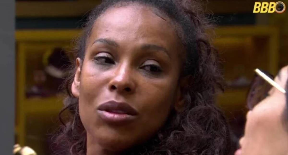 Globo quebra padrão e mantém Sol Vega no BBB26 após expulsão