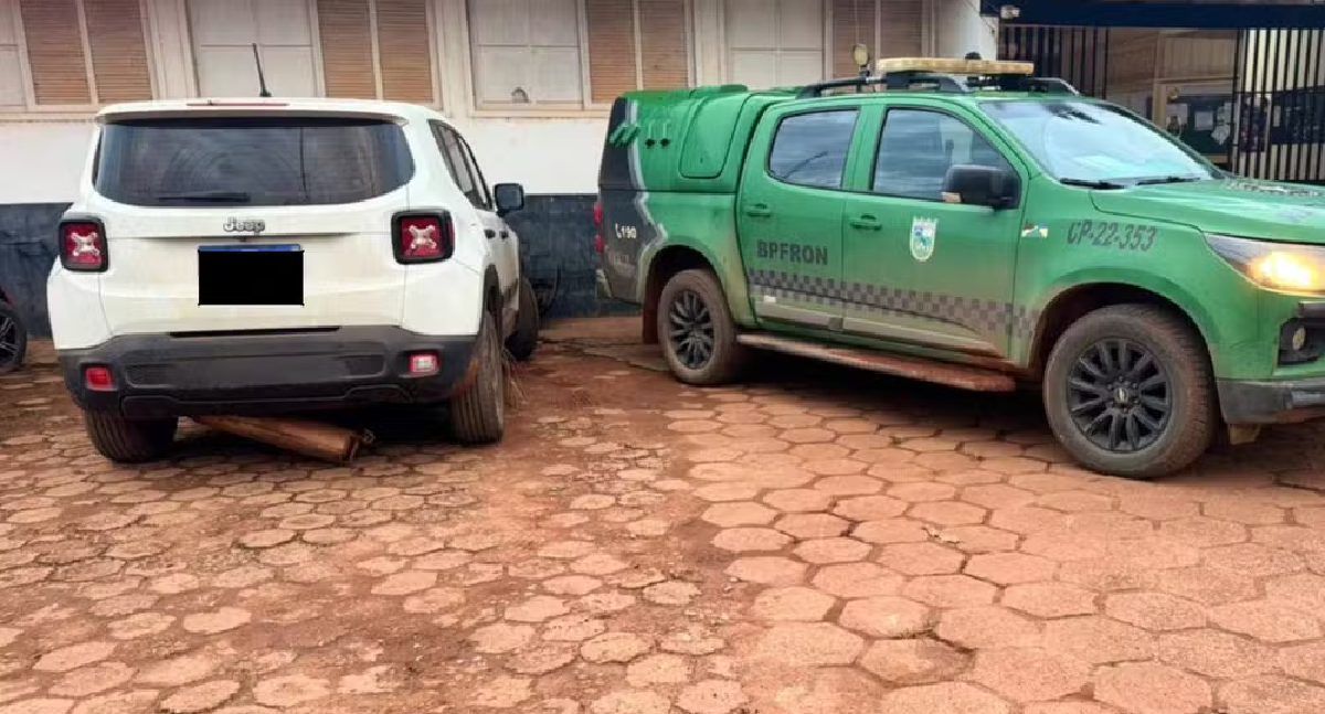Carro que seria levado para a Bolívia é apreendido após fuga em RO