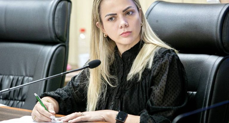 Cláudia de Jesus propõe pacto contra feminicídio em RO