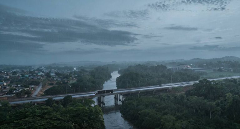 Defesa Civil alerta para chuvas intensas em Jaru: sábado com risco de ventos fortes