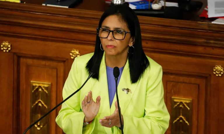 Delcy Rodríguez propõe anistia geral para promover reconciliação na Venezuela