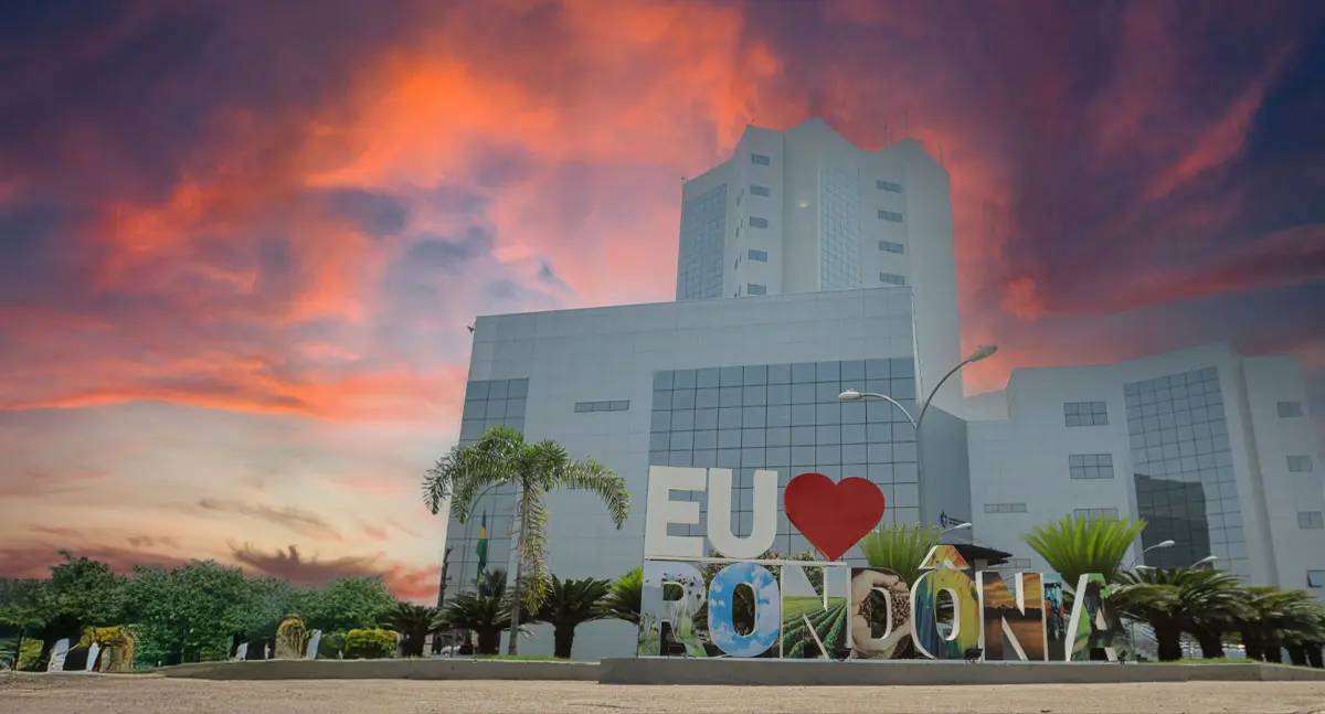 Entre o riso e a revolta: humor de Rato Jr. transforma perdão bilionário à Energisa em crítica aos deputados de Rondônia