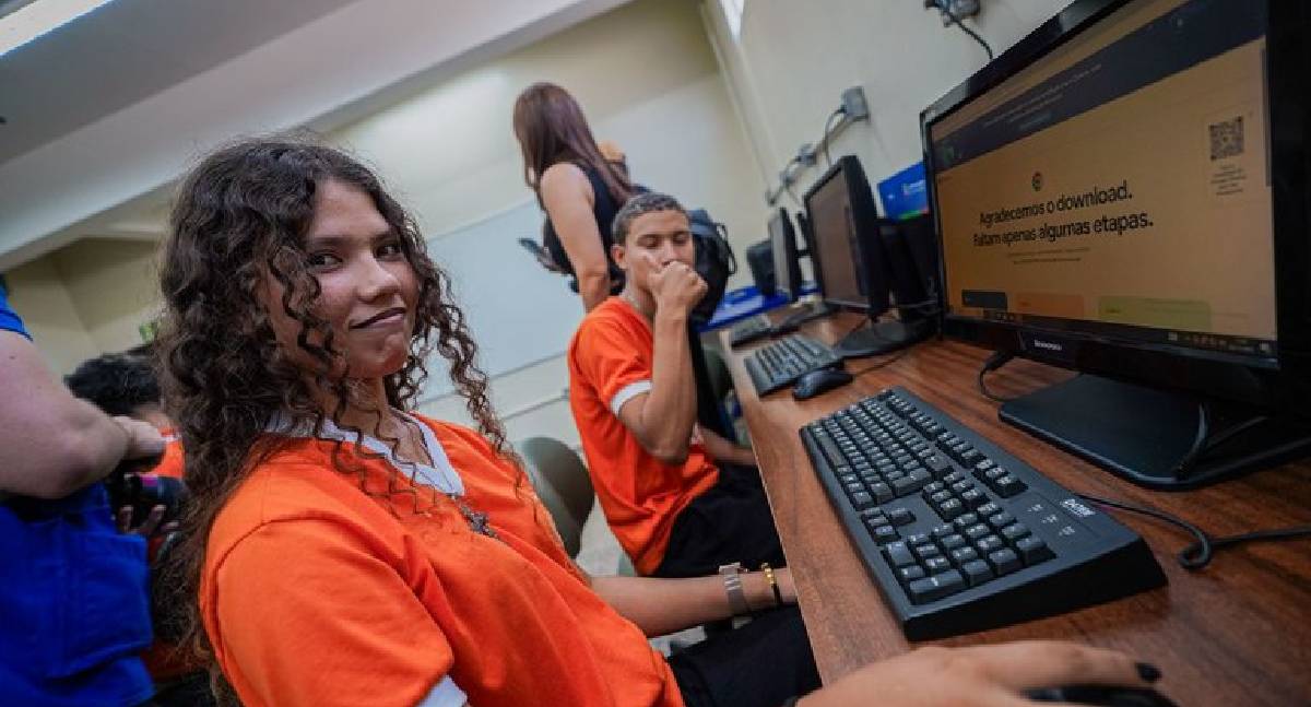 Governo do Brasil cria 12 novos laboratórios de informática em Rondônia: inclusão digital chega a quatro municípios