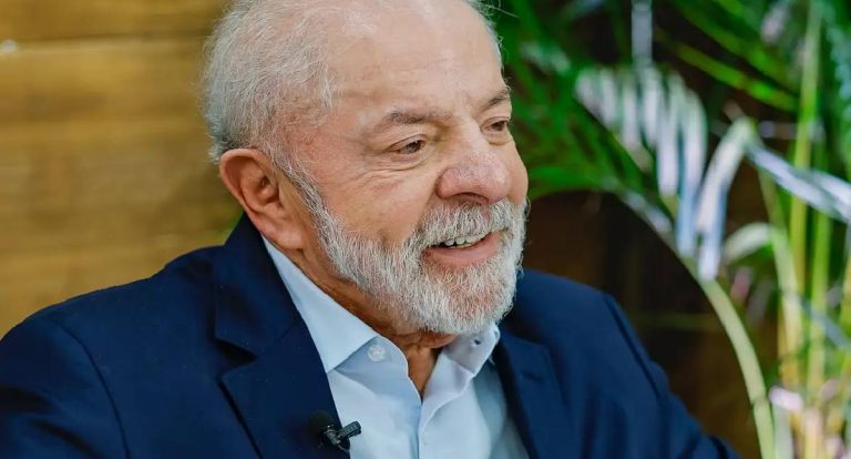 Lula assina MP que libera FGTS a entidades filantrópicas