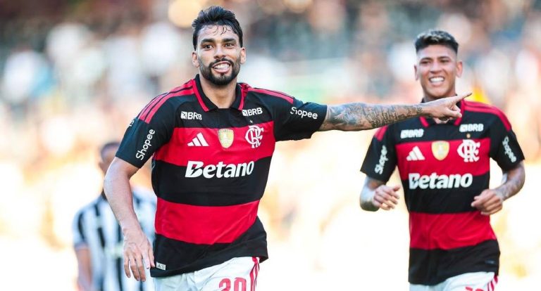 Paquetá desencanta, Flamengo vence clássico e avança no Carioca