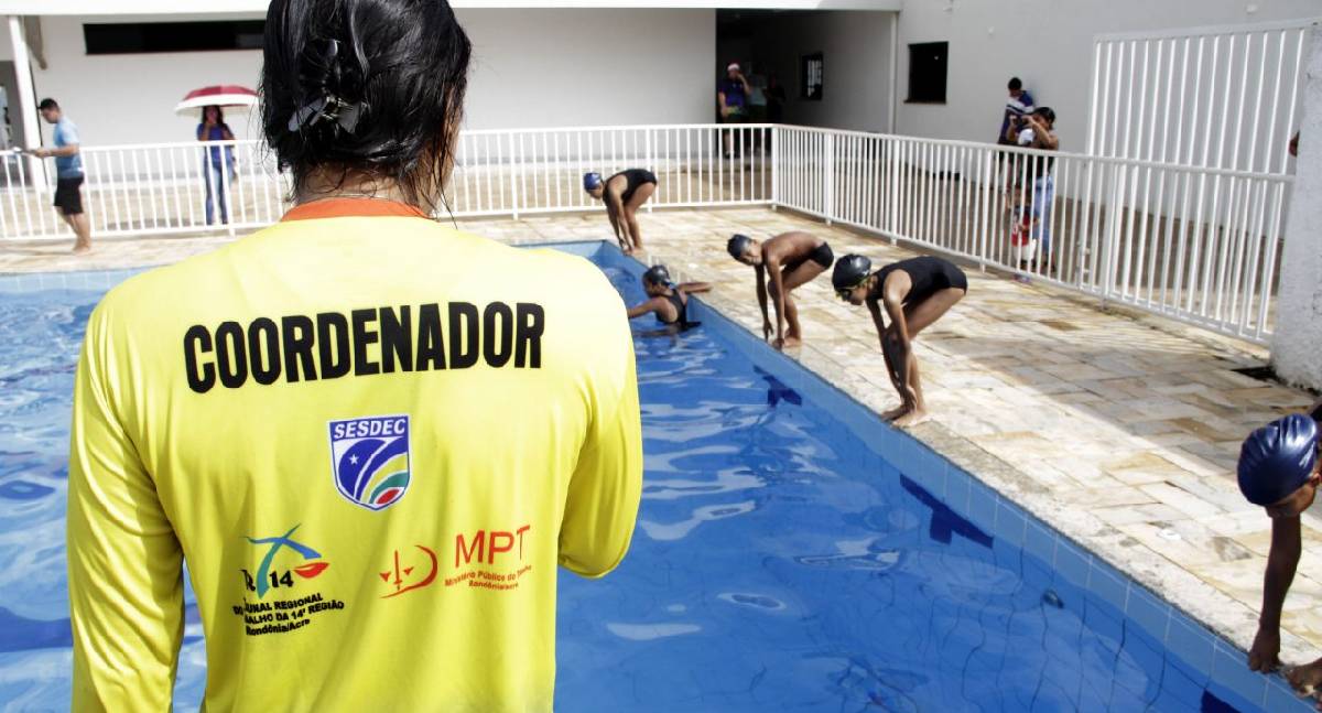 Projeto Voar abre vagas para natação e jiu-jitsu em 2026