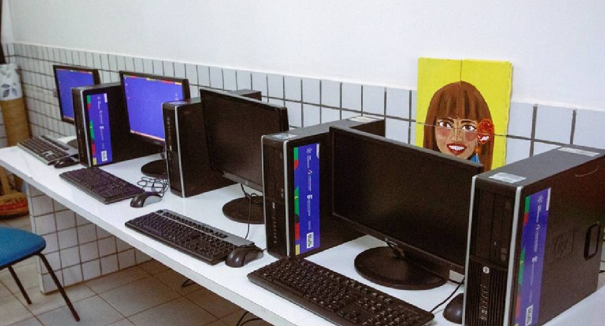Rondônia recebe 506 computadores e amplia inclusão digital em escolas