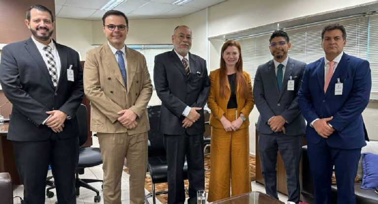 TRT-14 e OAB Rondônia fortalecem diálogo institucional em reunião na Corregedoria