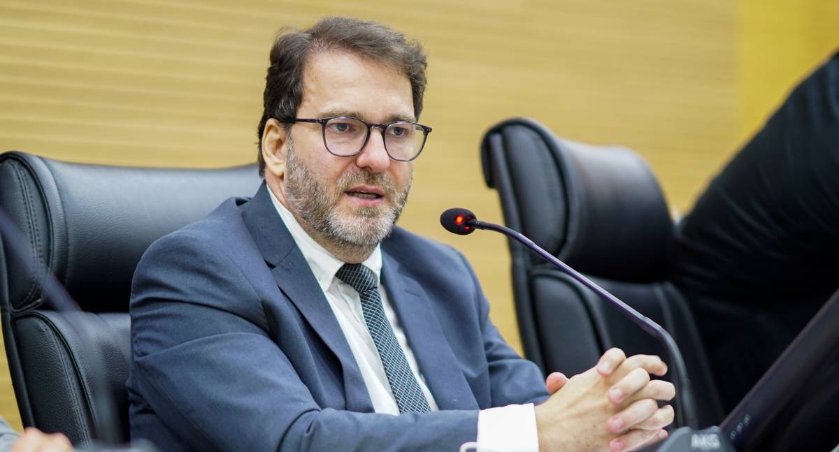 Alex Redano pede ação urgente para desabrigados