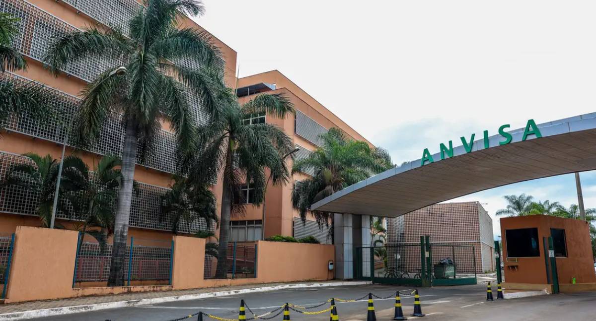 Anvisa determina retirada de leite condensado e suplementos do mercado