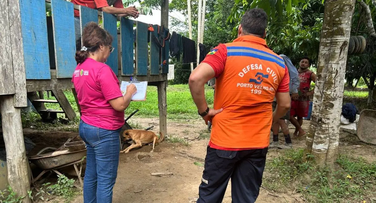 ASSISTÊNCIA – Prefeitura de Porto Velho atende famílias atingidas pela cheia do rio Madeira