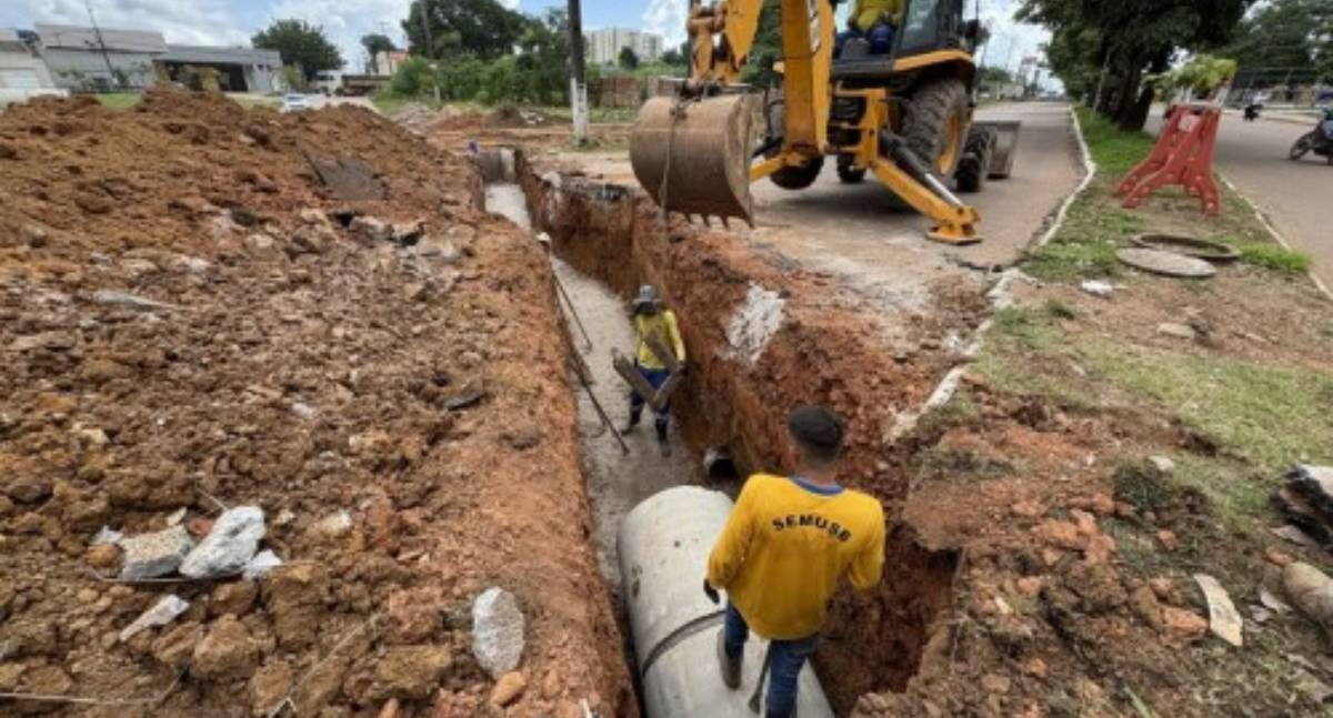 Avenida Imigrantes recebe obras de drenagem para eliminar alagamentos históricos
