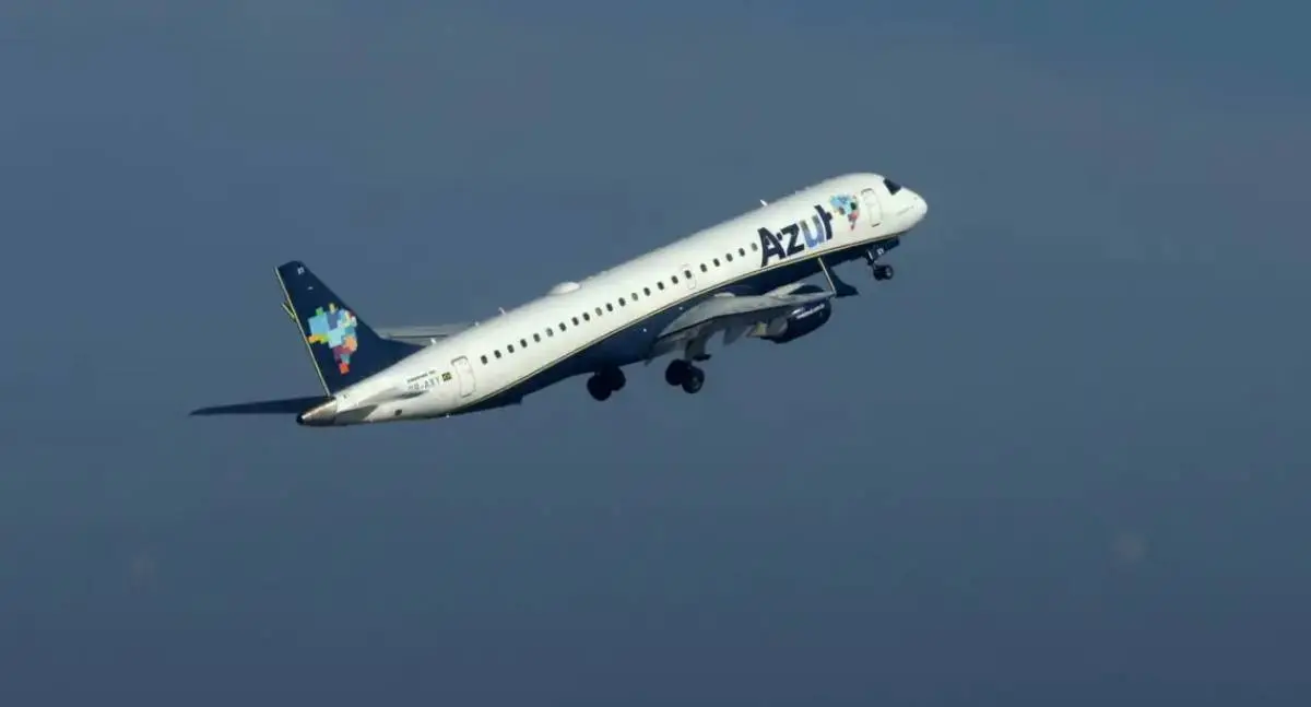 Azul fecha acordo de US$ 200 milhões com American e United