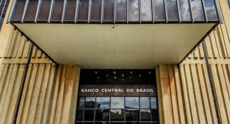 Banco Central fecha 2025 com prejuízo de R$ 119,97 bilhões após queda do dólar