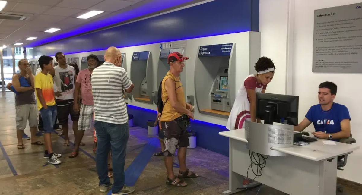 Bancos terão expediente reduzido no carnaval, Pix funciona normalmente