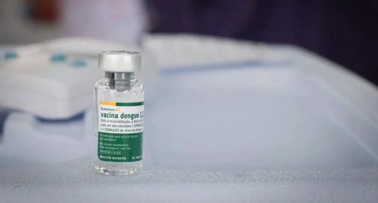 Butantan antecipa entrega de 1,3 milhão de vacinas contra dengue