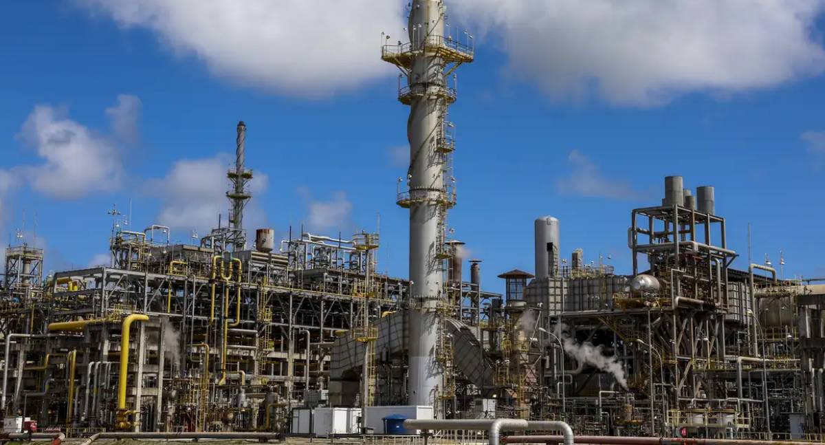 Câmara aprova redução temporária de tributos para indústria química