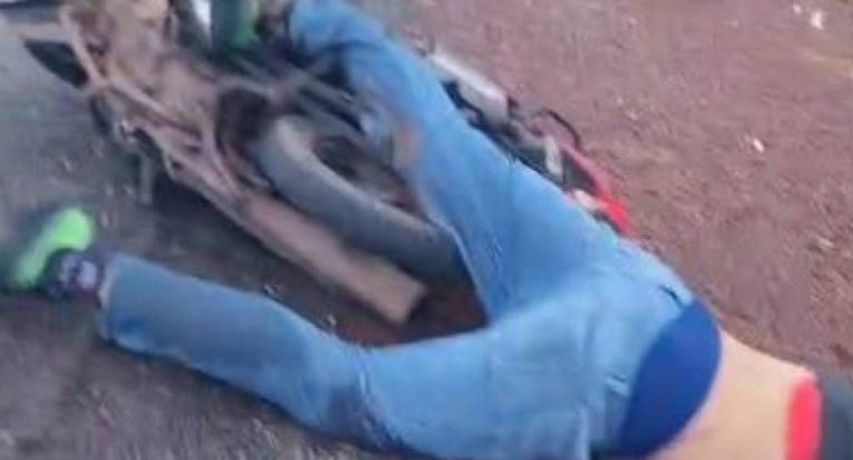 Caminhoneiro foge após causar acidente com duas mortes na BR-364