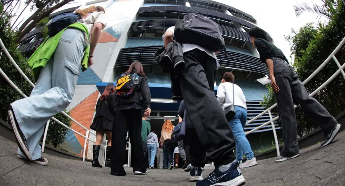 Candidatos pré-selecionados têm até as 23h59 para completar cadastro no Fies