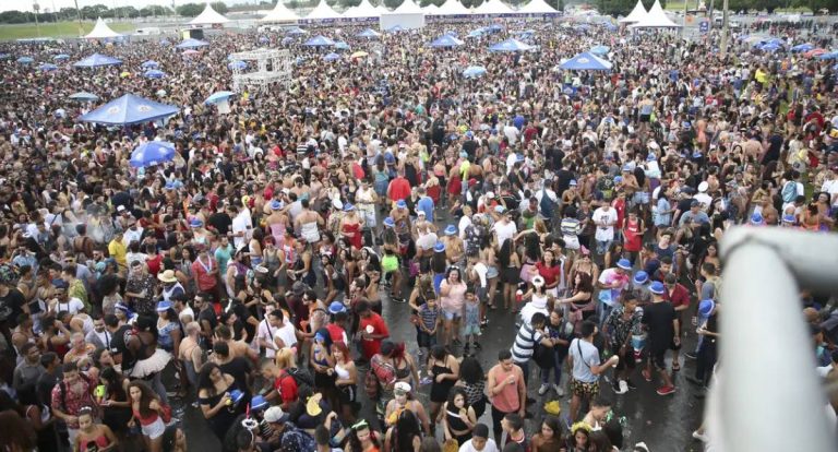 Carnaval exige cuidados para evitar acidentes com a rede elétrica