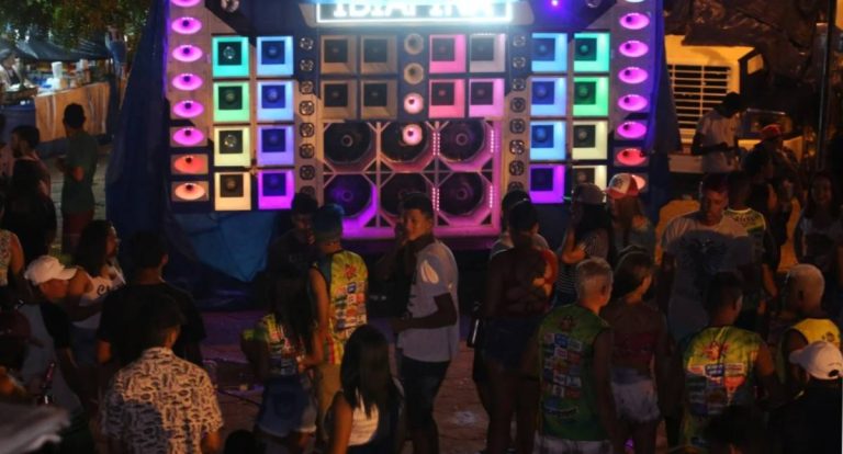 Carnaval terá proibição de paredões de som por decreto municipal