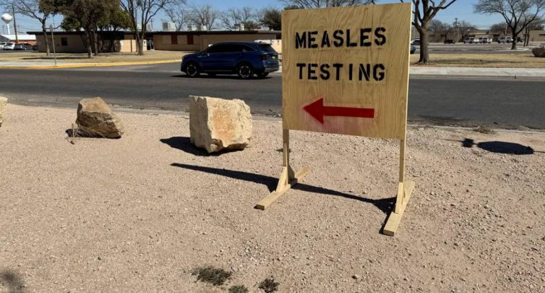 Centro de detenção no Texas entra em quarentena por sarampo