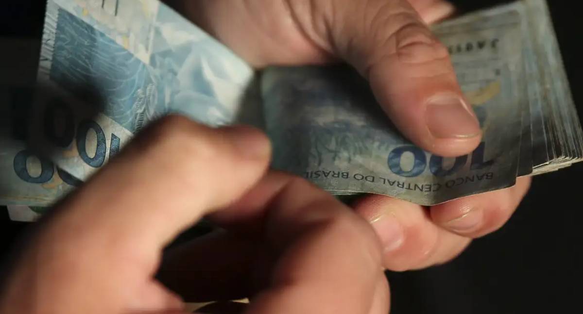 Cidades mineiras atingidas por chuvas têm liberação de saque do FGTS