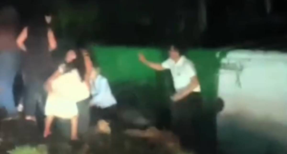 Colisão fatal na BR-364 deixa motociclista morto e ônibus em ribanceira