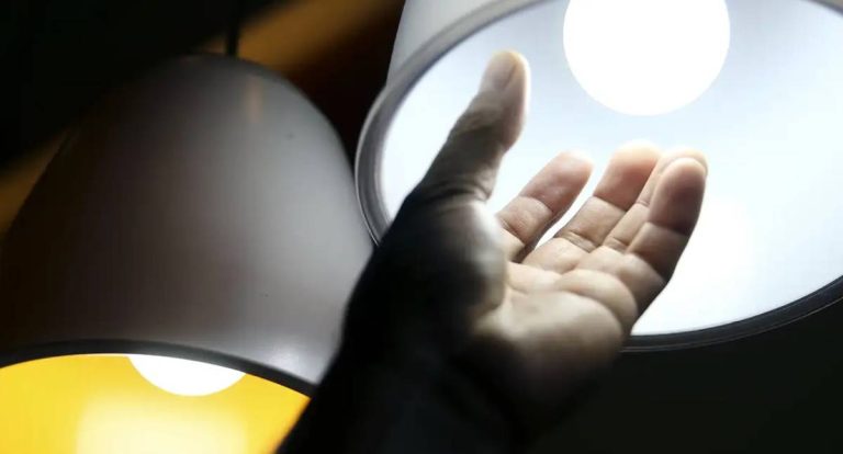 Contas de luz seguem com bandeira tarifária verde em março