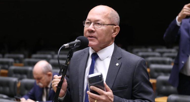 Coronel Chrisóstomo participa da abertura do ano legislativo de 2026 no Congresso