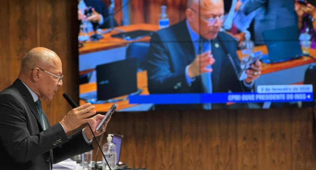 Coronel Crisóstomo cobra esclarecimentos na CPMI do INSS