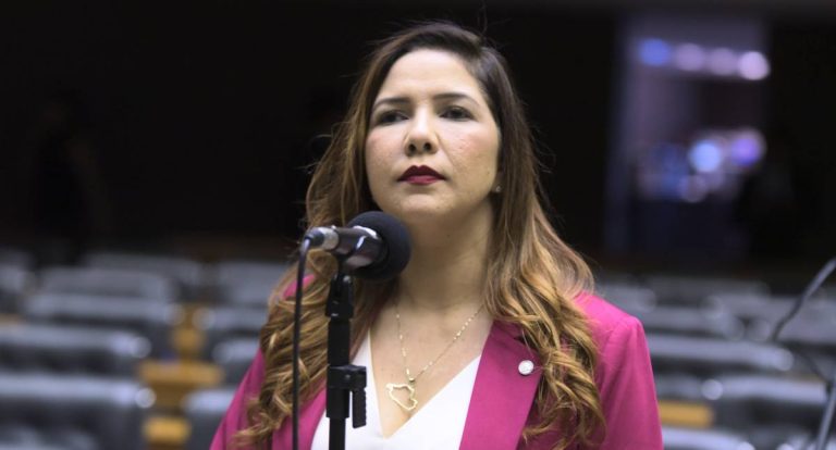 Cristiane Lopes abre trabalhos legislativos de 2026 com foco em Rondônia