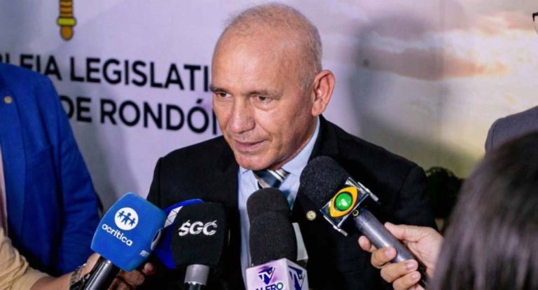 Defesa de Ezequiel Neiva afirma que deputado não está inelegível