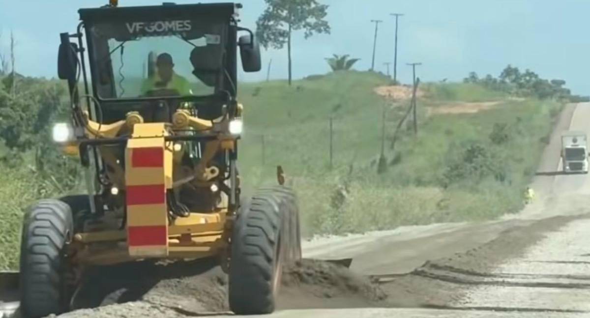 Dra. Taíssa acompanha serviços na BR-425 e reforça cobrança por melhorias definitivas