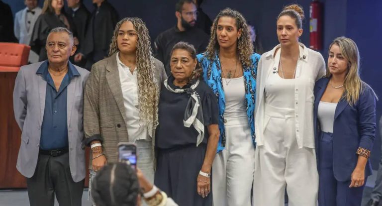 Famílias de Marielle e Anderson clamam por justiça e desmonte de milícias no STF