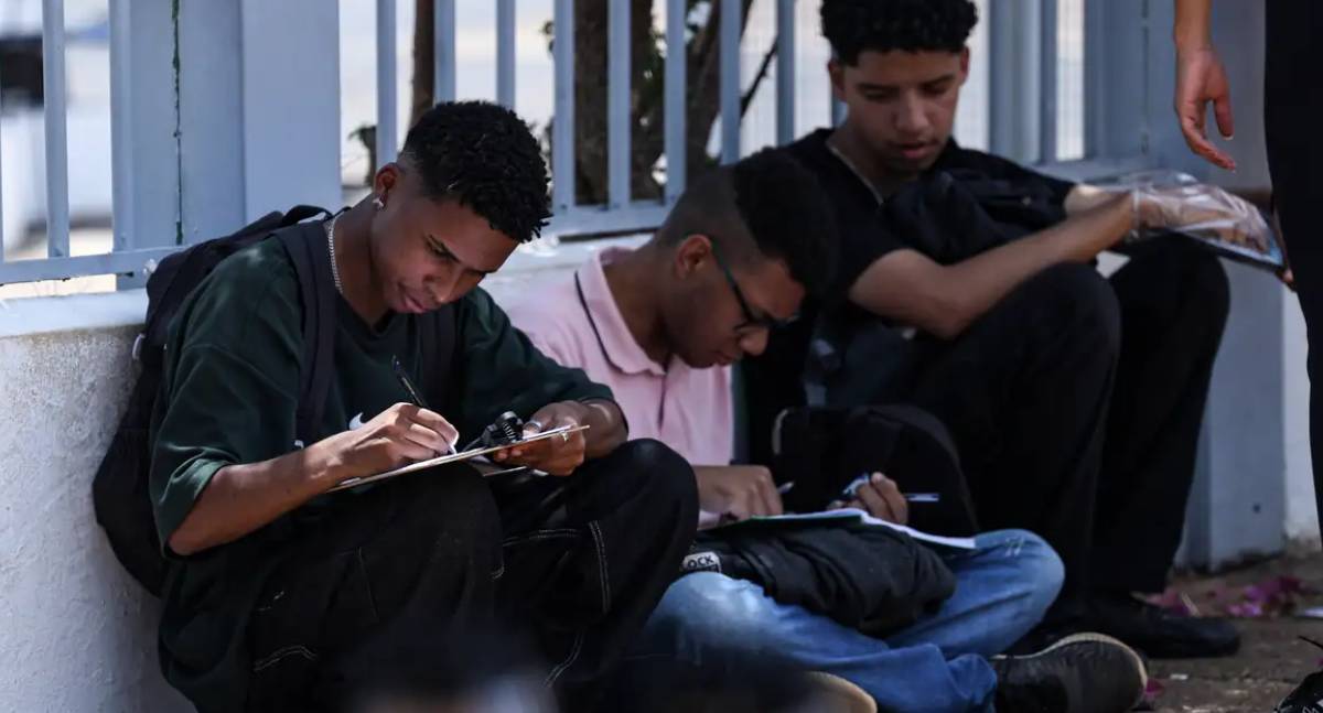 Fies 2026: inscrições para financiamento estudantil terminam nesta sexta